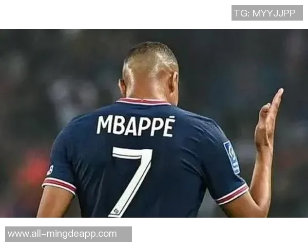 姆巴佩缺席比赛引发风波恩德里克替换阿森西奥后者愤怒摔球衣