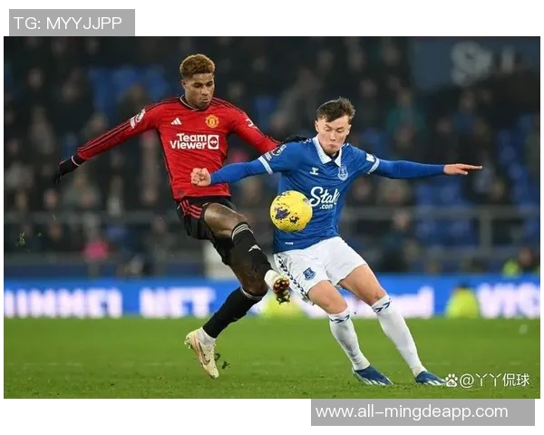 埃弗顿英超历史上唯一一次双杀曼联的背后故事与莫耶斯的执教之路 埃弗顿英超历史上唯一一次双杀曼联的背后故事与莫耶斯的执教之路